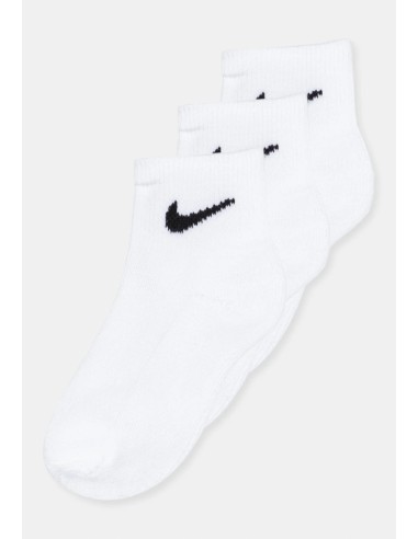 Drei Paar Nike Basic Pack Knöchelsocken – Weiß