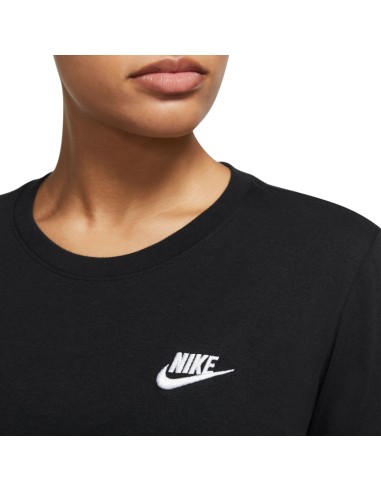T-shirt Donna Nike Club Essentials - Nero