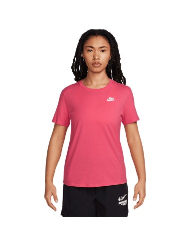 Camiseta Nike Club Essentials Mujer - Rosa