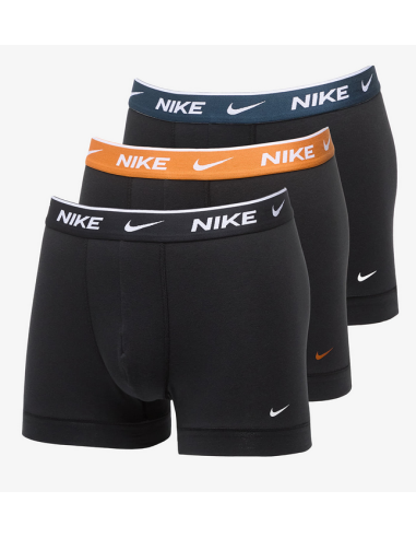 Drei Nike Everyday Cotton Stretch Boxershorts – Schwarz