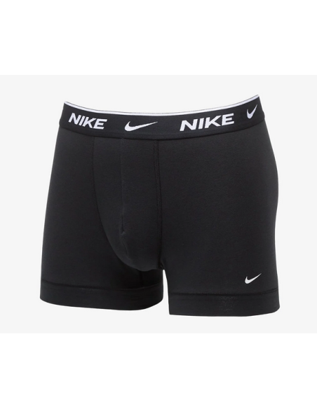 Drei Nike Everyday Cotton Stretch Boxershorts – Schwarz