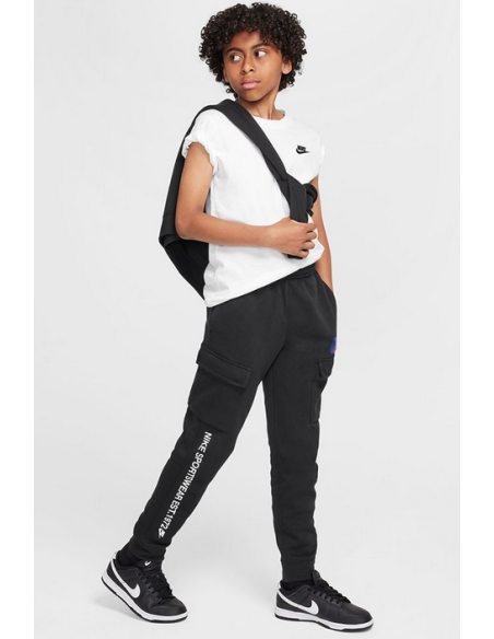 Nike Sportswear Standard Issue Boys' Pant - Black