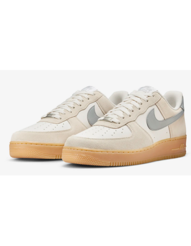 Chaussures Nike Air Force 1 '07 LV8 pour Homme...