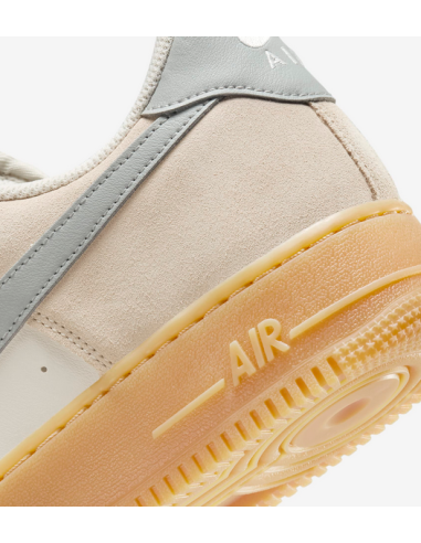 Nike Air Force 1 '07 LV8 Herrenschuhe - Beige