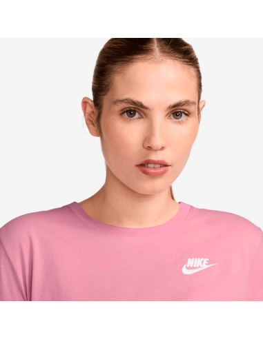 Nike Club Essentials Women's T-shirt - Pink