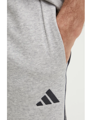 Pantalón corto Adidas Essential 3-Stripes para...