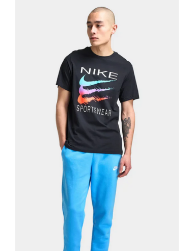 Camiseta Nike Sportswear Graphic Swoosh para...