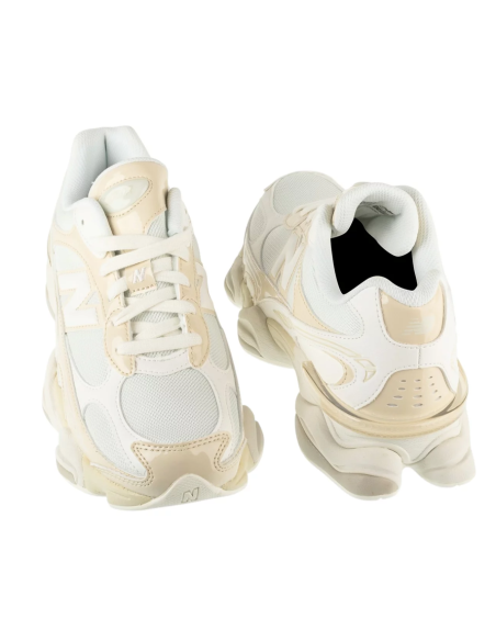 Scarpe donna New Balance 9060 - Bianco/Beige